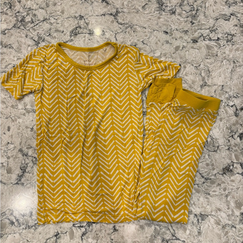 Little Sleepies Yellow and White Chevron Kids Pajama Set 5/6